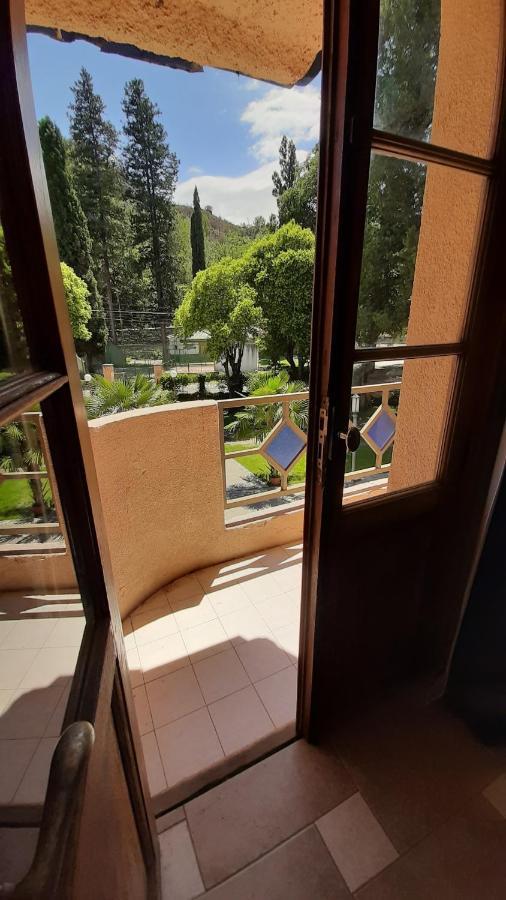 Hotel El Volcán Esterno foto